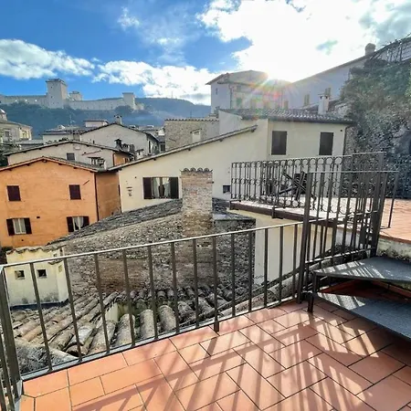 Terrazza Duomo With Spectacular Views La Posterna, 5 Mins Walk No02 דירה ספולטו