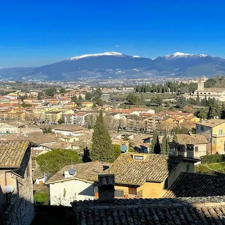 Terrazza Duomo With Spectacular Views La Posterna, 5 Mins Walk No02 Spoleto