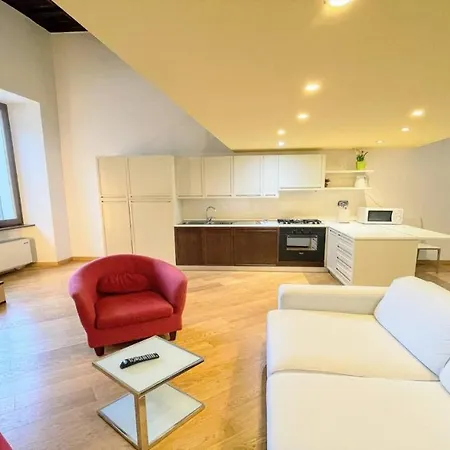 Terrazza Duomo With Spectacular Views La Posterna, 5 Mins Walk No02 ספולטו