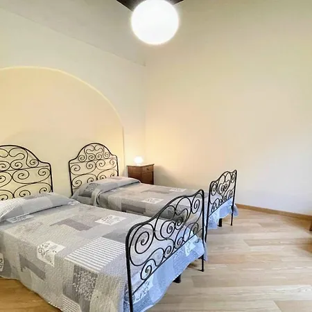 דירה Terrazza Duomo With Spectacular Views La Posterna, 5 Mins Walk No02 ספולטו