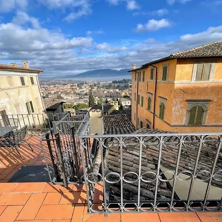 Terrazza Duomo With Spectacular Views La Posterna, 5 Mins Walk No02 Spoleto