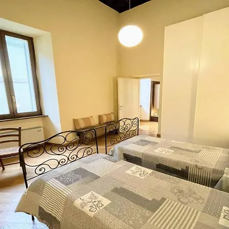 Terrazza Duomo With Spectacular Views La Posterna, 5 Mins Walk No02 ספולטו