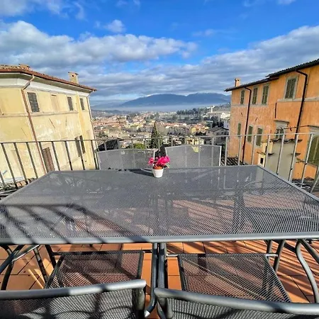 Terrazza Duomo With Spectacular Views La Posterna, 5 Mins Walk No02 * ספולטו